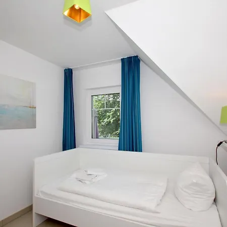 Appartamento Strandnahe Mit Balkon, Gratis Nutzung Vom Ahoi Erlebnisbad Und Sauna In Sellin - Rex Rugia 30-7 Lobbe