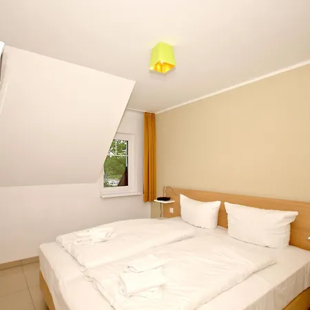 Strandnahe Mit Balkon, Gratis Nutzung Vom Ahoi Erlebnisbad Und Sauna In Sellin - Rex Rugia 30-7 Appartamento *