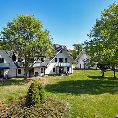 Strandnahe Mit Balkon, Gratis Nutzung Vom Ahoi Erlebnisbad Und Sauna In Sellin - Rex Rugia 30-7 アパート *